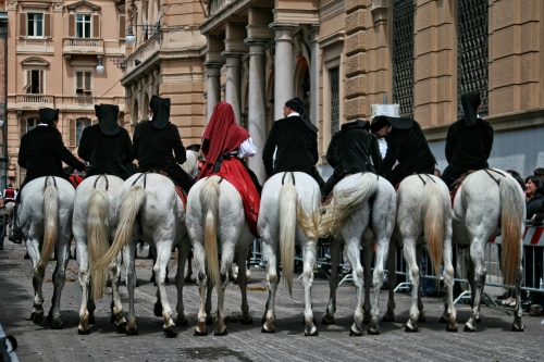 Duecento cavalieri per Sant'Efisio 2017